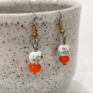 🌟2/20$🌟 Drop/hook earrings.